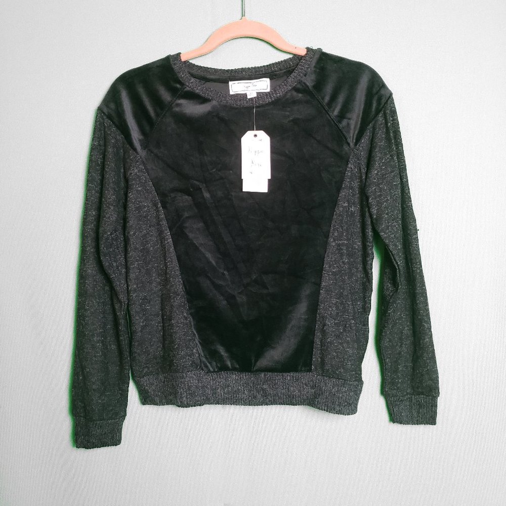Hippie Rose Junior Sweater Crewneck Velvet Raglan